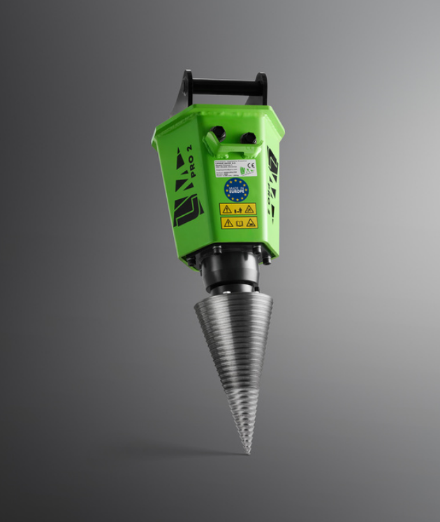 Model PRO2 1.100 ccm (65kW) z europriklopom za traktor ali nakladalec