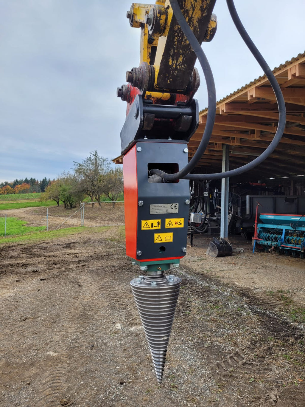 Kegelspalter LM Modell 800 cm³ (45 kW) Kegel ø260x500 mm