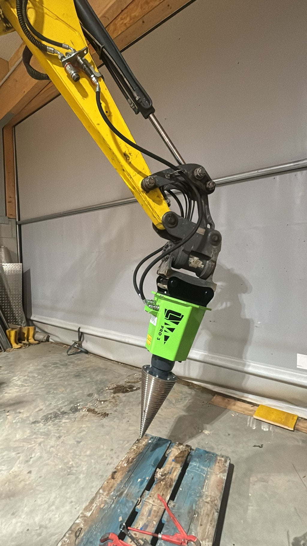 Kegelspalter Modell PRO3 1.100 cm³ (65 kW) Kegel ø300x550 mm