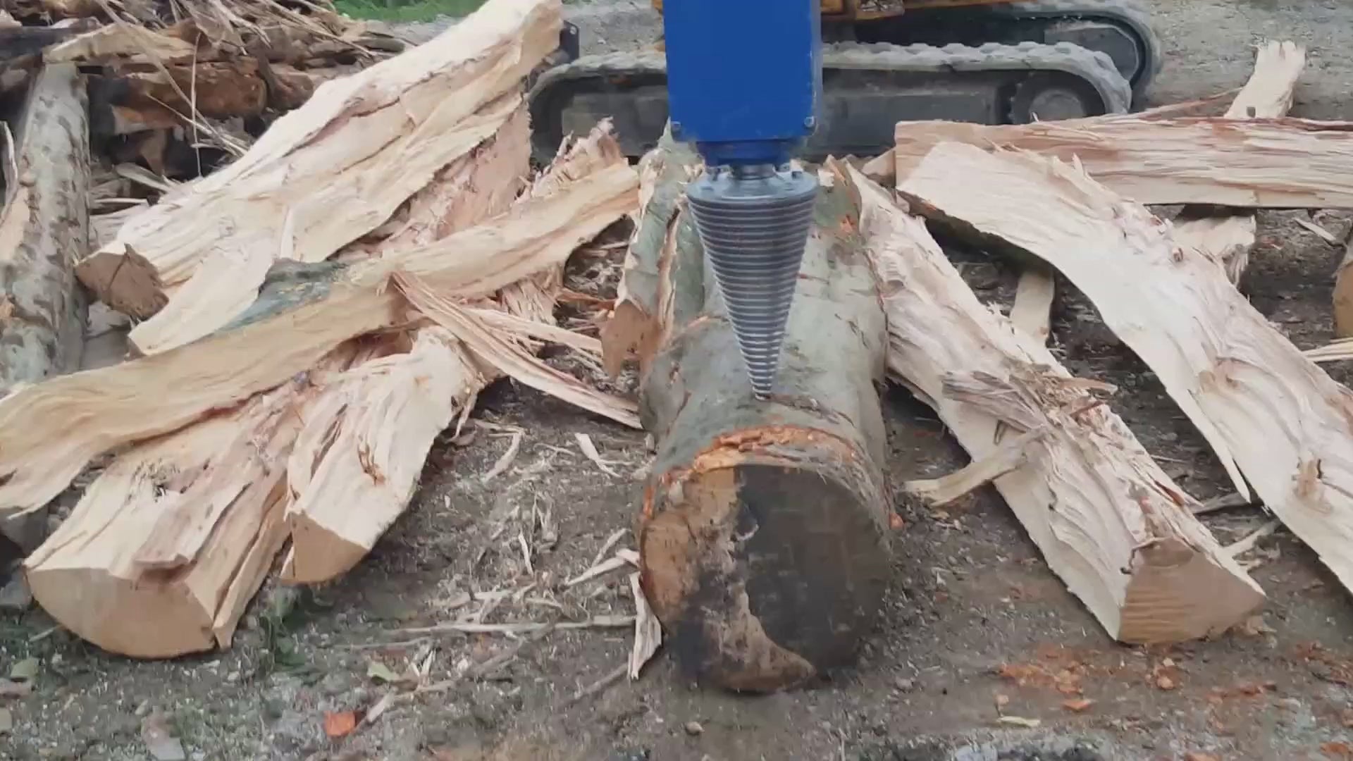 Kegelspalter LM Modell 1.100 cm³ (65 kW) Kegel ø260x500mm